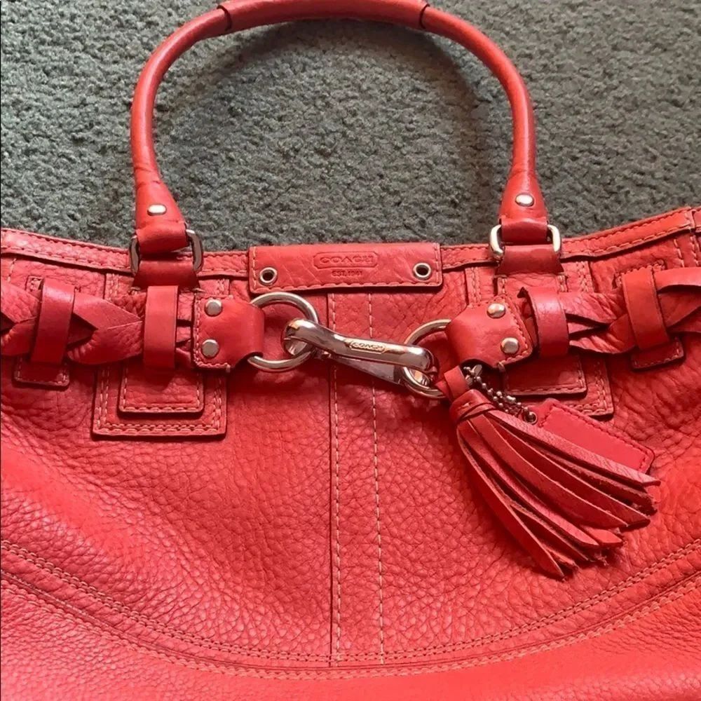 Coach purse - Picture 2 of 2